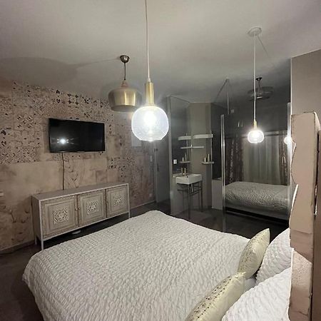 Love Room Mille Et Une Nuits Narbonne Eksteriør bilde
